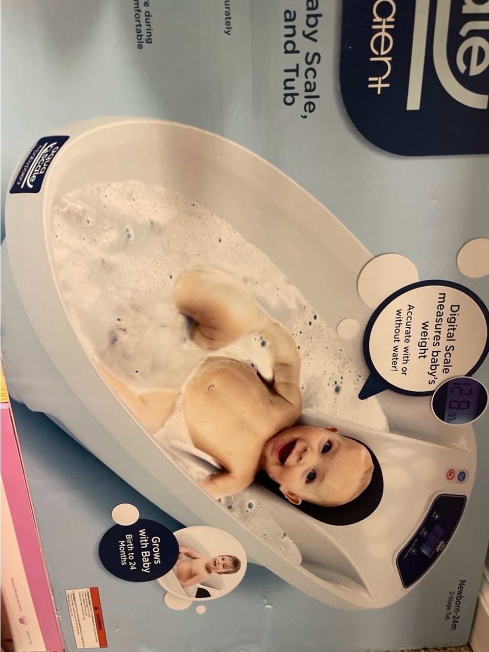 Infant Bath Tub with Integrated Digital Scale - White